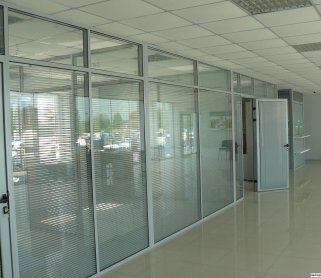Алюминиевые перегородки